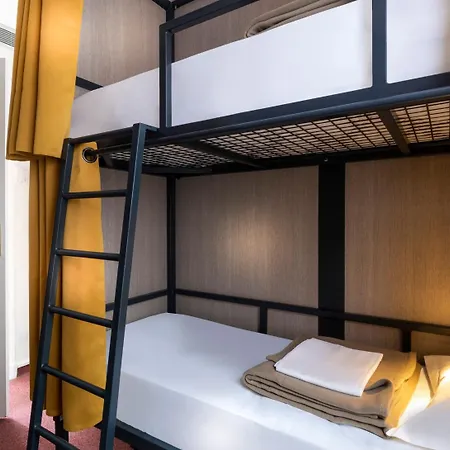 Paris Hostel