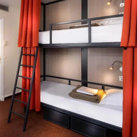 Paris Hostel