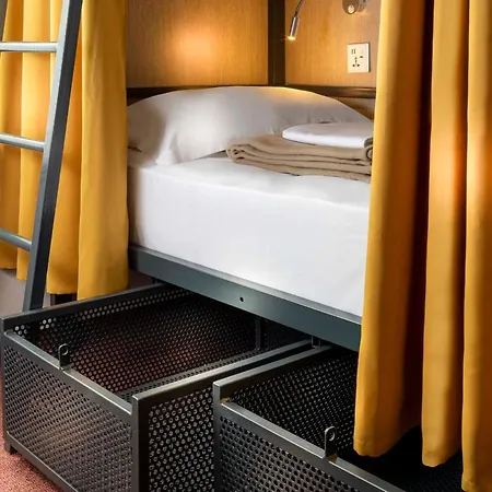 City Inn Paris بيت شباب *