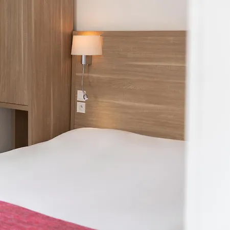 Vandrerhjem Paris Hostel *