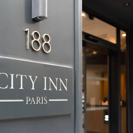 Paris Hostel *